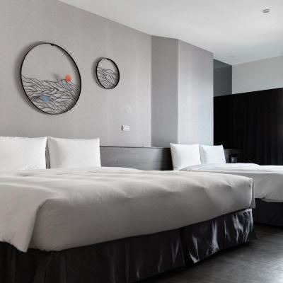 Traveler Quadruple Room Traveler Quadruple Room Lounge Hotel Promo Code