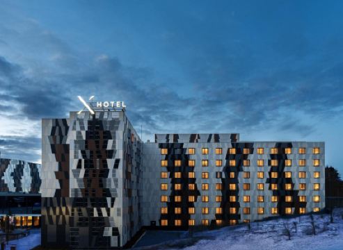 X Hotel