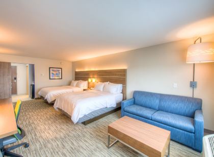 Holiday Inn Express & Suites Remington