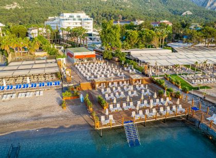 Rose Garden Premium Hotel