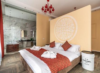 Loft Garden Hotel