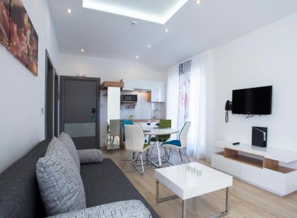 Adrion Aparthotel