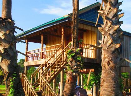 Champa Lodge