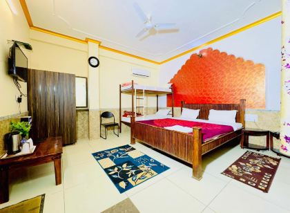 Moonlight Homestay & Hostel