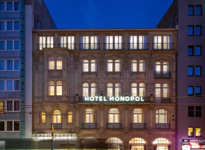 Hotel Monopol - Central Station