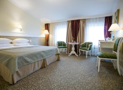 Chekhov Hotel