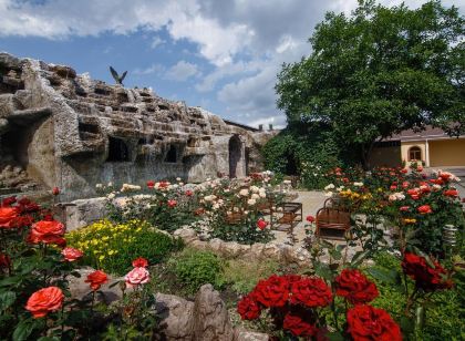 Mask Pyatigorsk Hotel