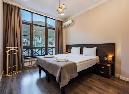 Lamont Apart Hotel