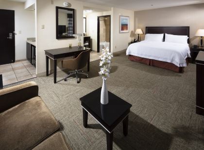 Hampton Inn & Suites Las Vegas South