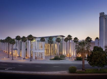 스프링힐 스위트 바이 메리어트 온타리오 에어포트/란초 쿠카몬가