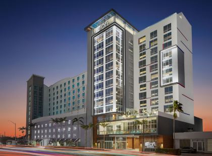 Aloft Fort Lauderdale Airport