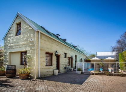 88 Baron van Reede Guesthouse