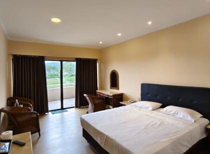 Puncak Inn Resort Hotel