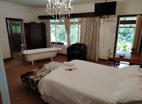 Tsanana Log Cabins and Mullberry Lane Suites