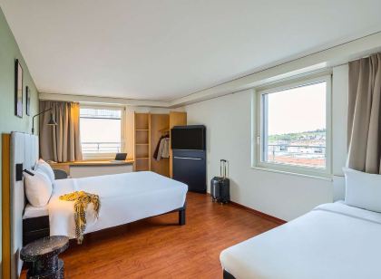 Ibis Baar Zug