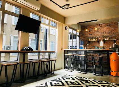 The Good Travelers Hostel - KL Airport