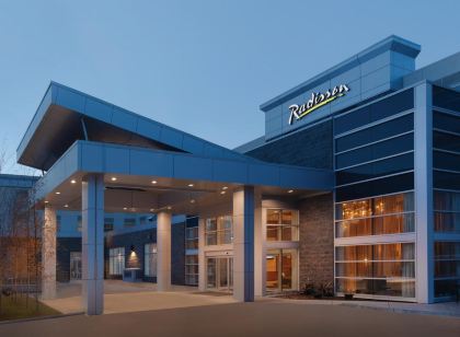 Radisson Hotel & Conference Centre Calgary Airport