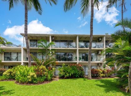 Beachfront Terraces with Onsite Reception & Check IN