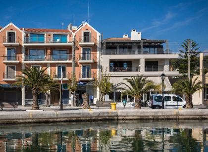 Argostoli Marina Suites