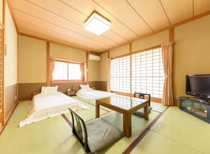 Yufuin Onsen Tsukanoma