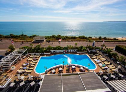Cumberland Hotel - Oceana Collection
