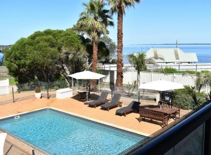 米唐水域汽車旅館和公寓