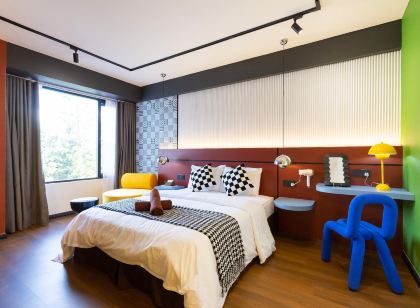 Parkland Apartment