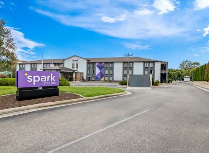 Spark by Hilton Roanoke Civic Center