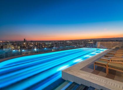 利馬索爾NYX飯店-萊昂納多飯店旗下