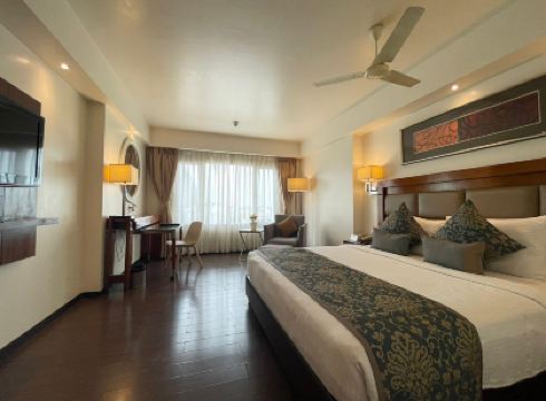 Paradigm Sarovar Portico