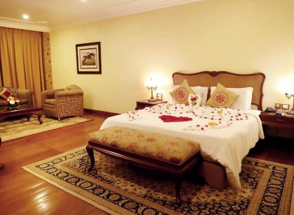 Dynasty Hotel