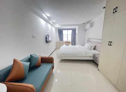Momo Apartment