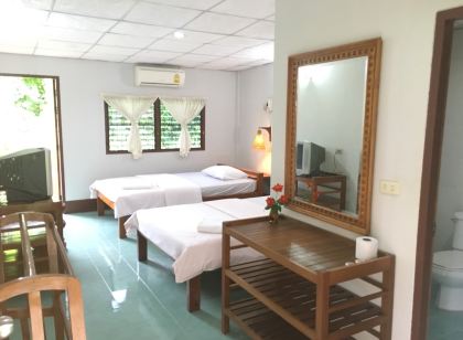 The Creek Garden Resort ห้วยน้ำรินรีสอร์ท
