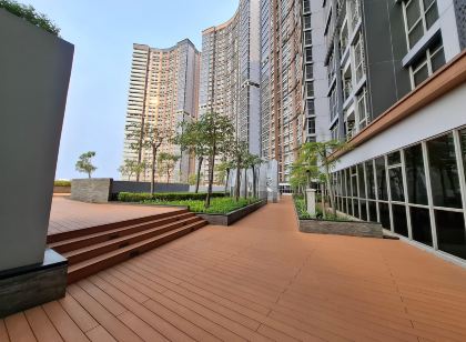 Jakarta 1 room gold coast seaview pik