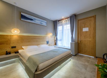 Floral Hotel·Beijing Huayan courtyard(Beijing Yanqing Badaling Great Wall Wildlife Park)