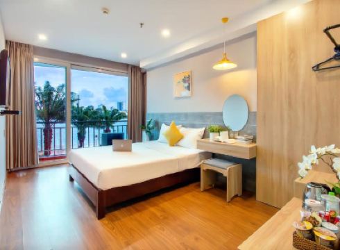 Happy Day Riverside Hotel & Spa Danang