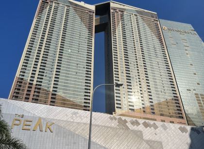 P レジデンス プノンペン