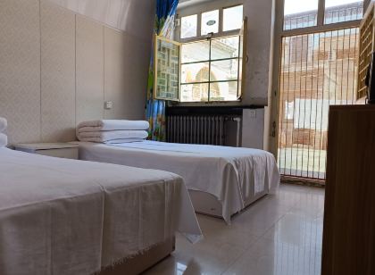 Linxian Dongfanghong Inn