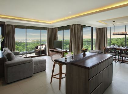 The Crystal Luxury Bay Resort Nusa Dua