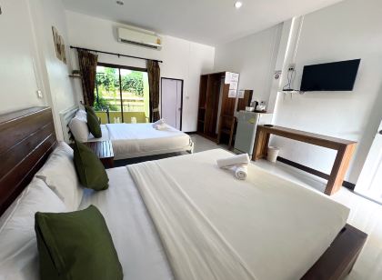 Rachawadee House Phang Nga