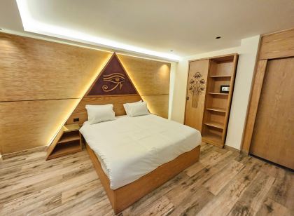 Neom Pyramids Valley Boutique Hotel