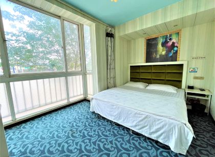 Shangyue Express Hotel (Opalala Water Park)