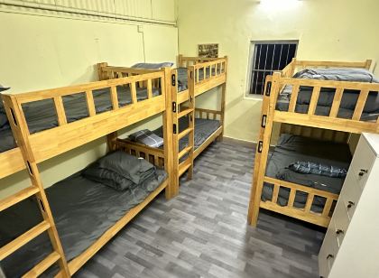 Zhanjiang Old Street Corner Youth Hostel