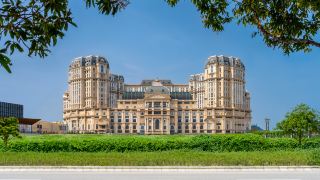 grand-lisboa-palace-macau