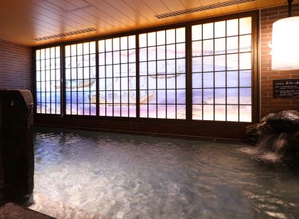 도미 인 츠루가 천연 온천