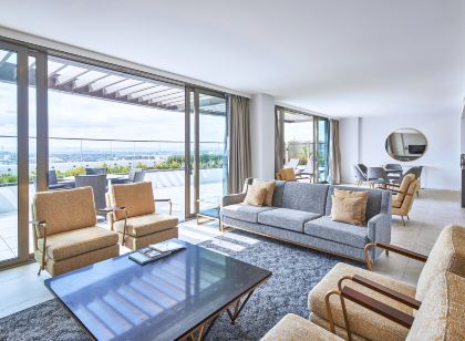 Meriton Suites Canberra
