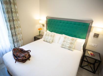 Plazuela del Carbón Suites