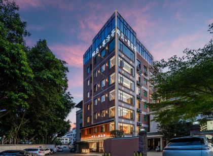 畔島·摩洛哥飯店(古城牌坊街廣濟橋店)