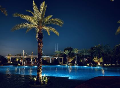 ·TANG · Gold Coast Pik Sea View Apartment