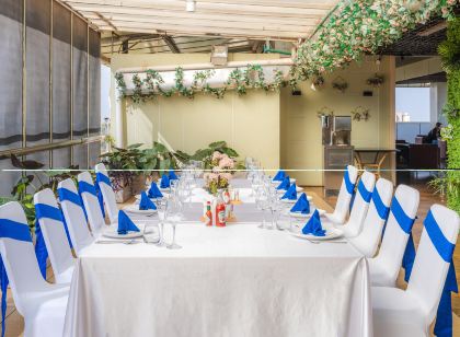 Swiss Lenana Mount Hotel
